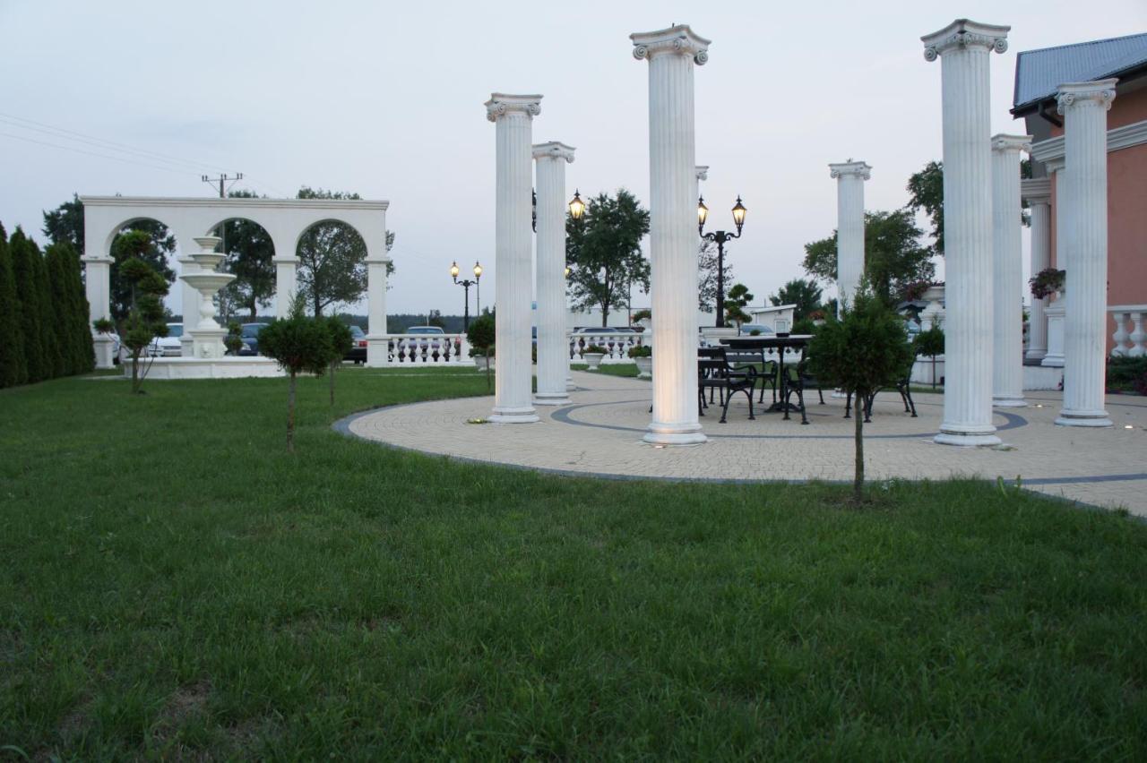 Villa Demetrios Kaluszyn  Esterno foto